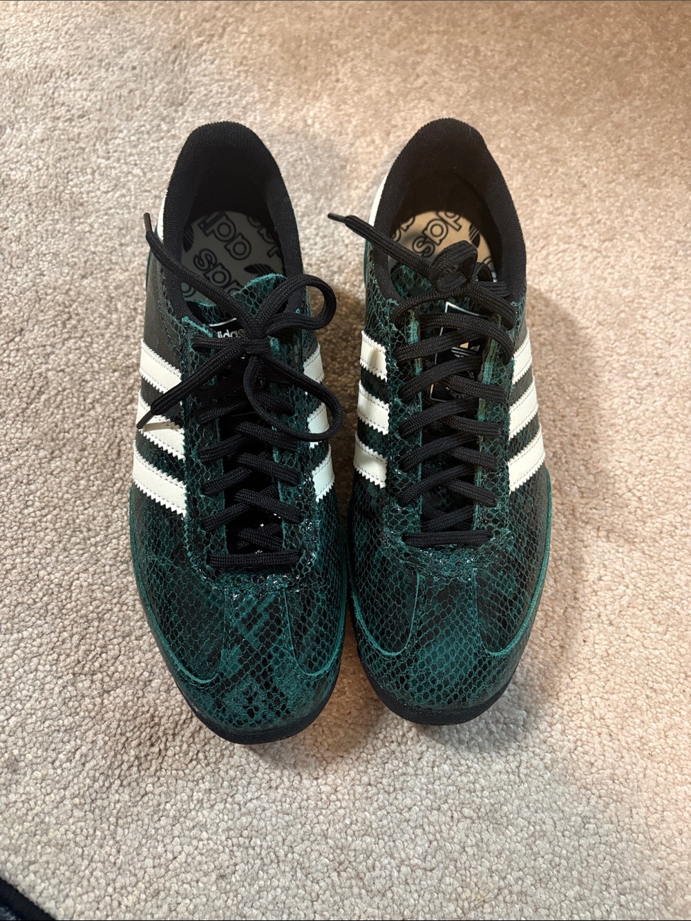 adidas Women’s SL72 Green Snake-Print 6.5